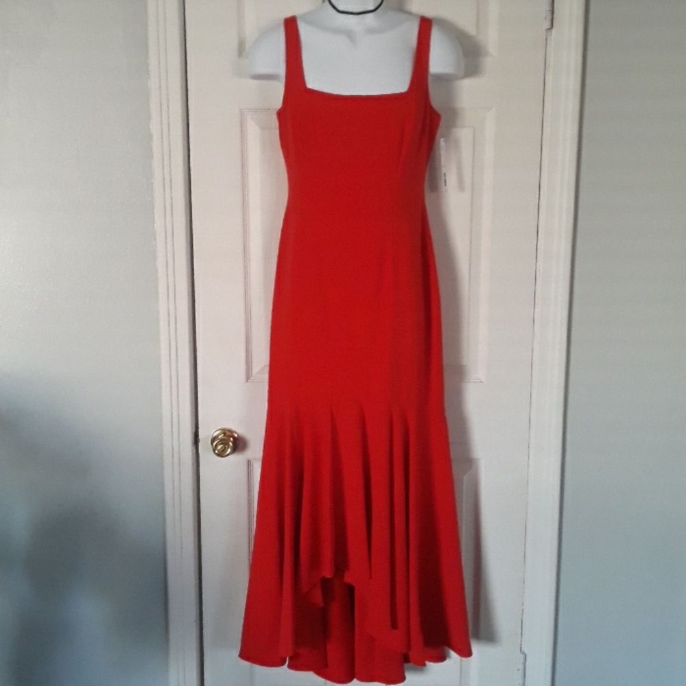 Gianni Bini Sassy Red Fromal NWT